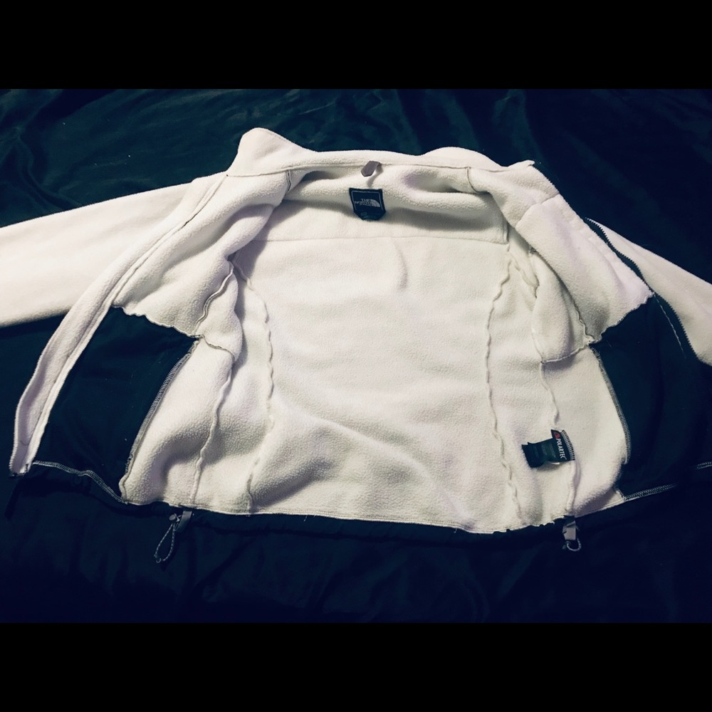 Women’s Size Small North Face Jacket - Picture 3 of 5